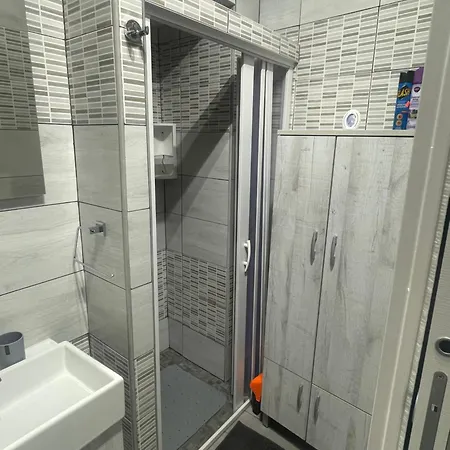 V 1944 ベッド・アンド・ブレックファスト